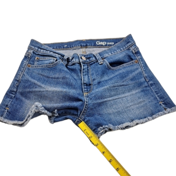 Gap 1969 Women's Denim Distressed Blue Shorts Size 27 - Picture 11 of 13